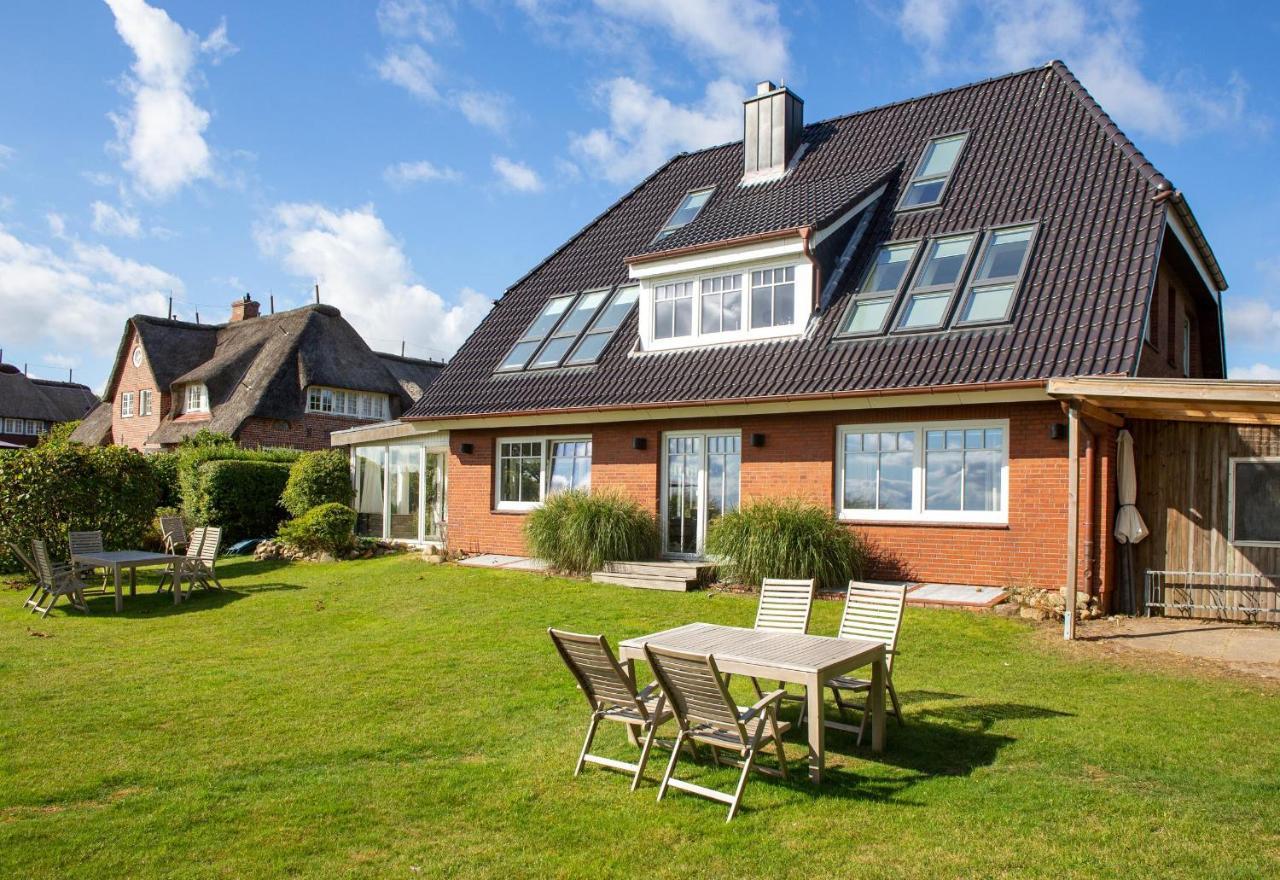 Haus Watthus - Wohnung Paradies Nebel Buitenkant foto
