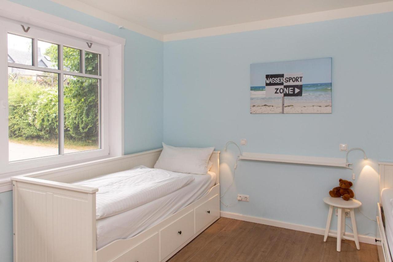 Haus Watthus - Wohnung Paradies Nebel Buitenkant foto