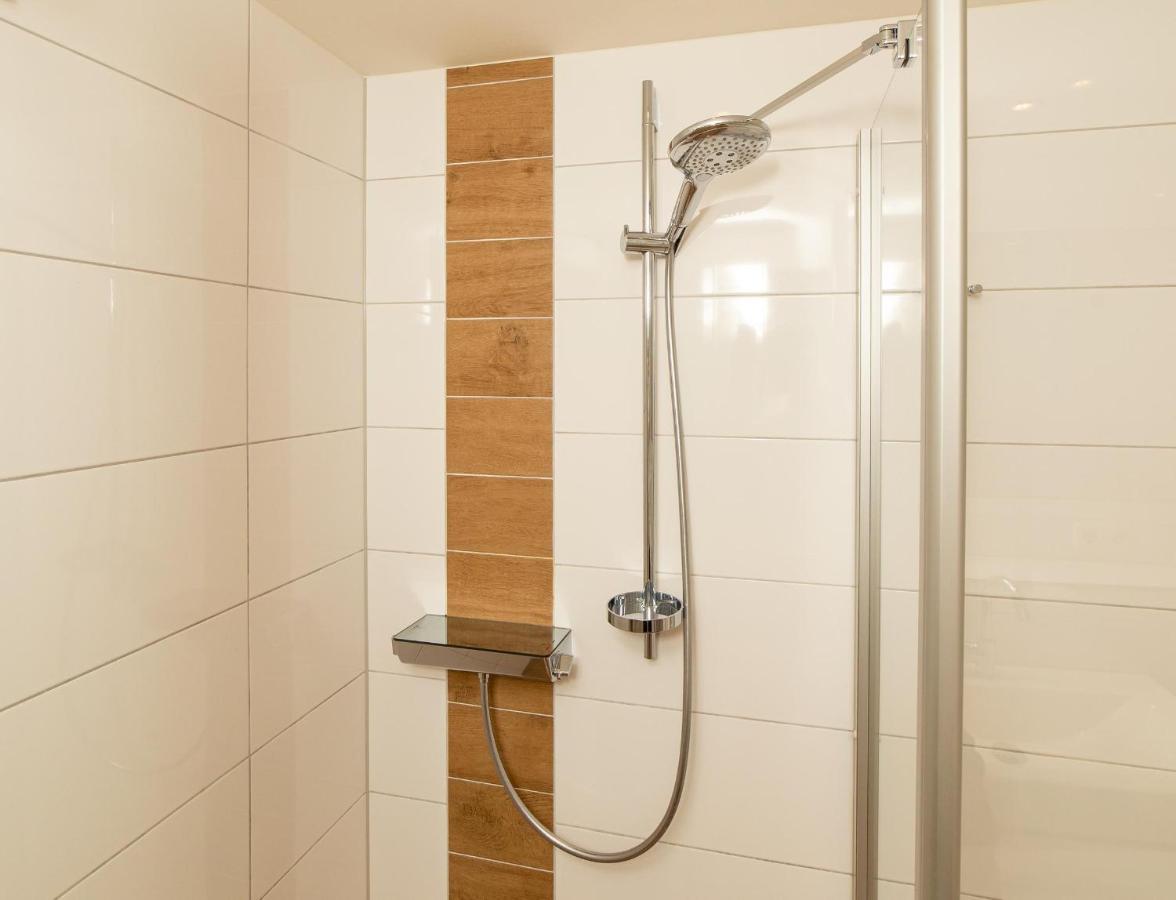 Haus Watthus - Wohnung Paradies Nebel Buitenkant foto