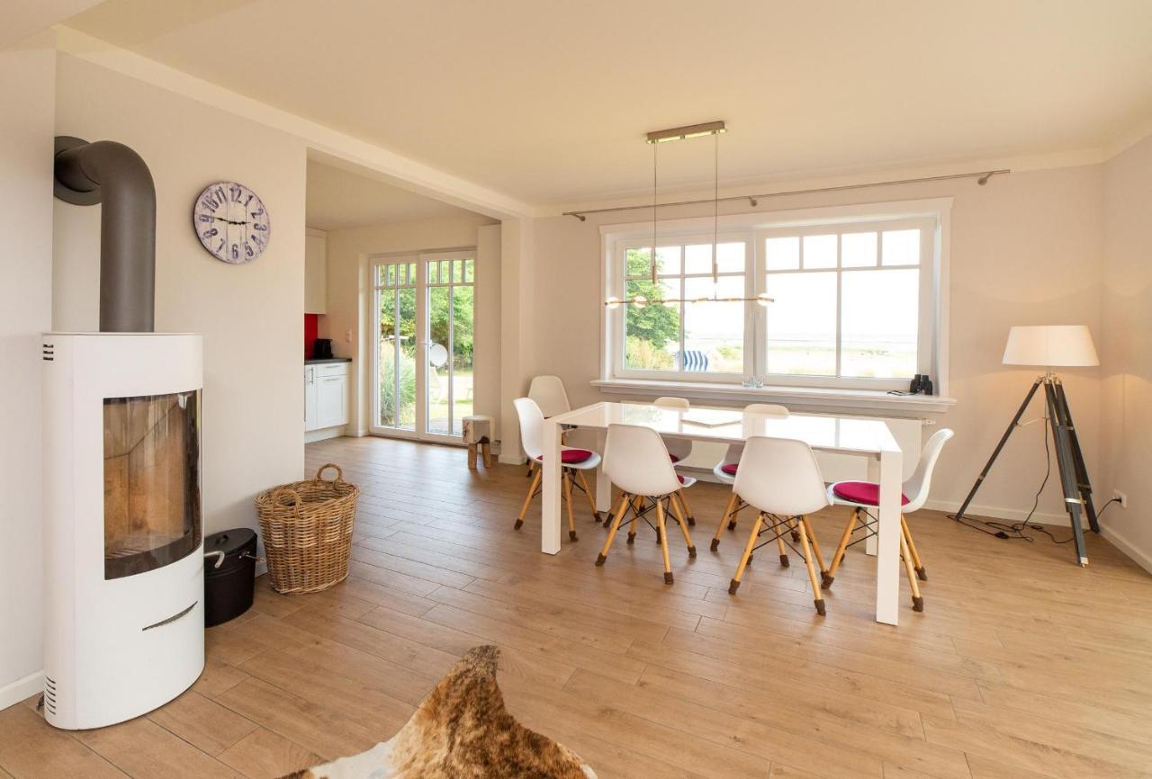 Haus Watthus - Wohnung Paradies Nebel Buitenkant foto