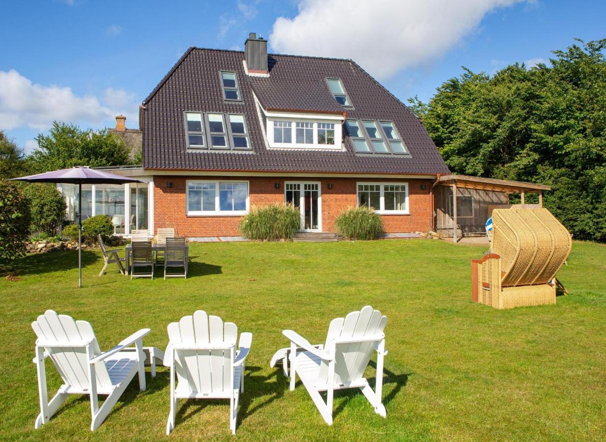 Haus Watthus - Wohnung Paradies Nebel Buitenkant foto