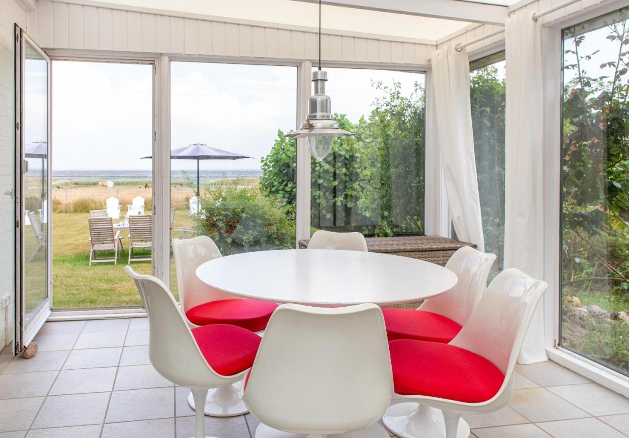 Haus Watthus - Wohnung Paradies Nebel Buitenkant foto